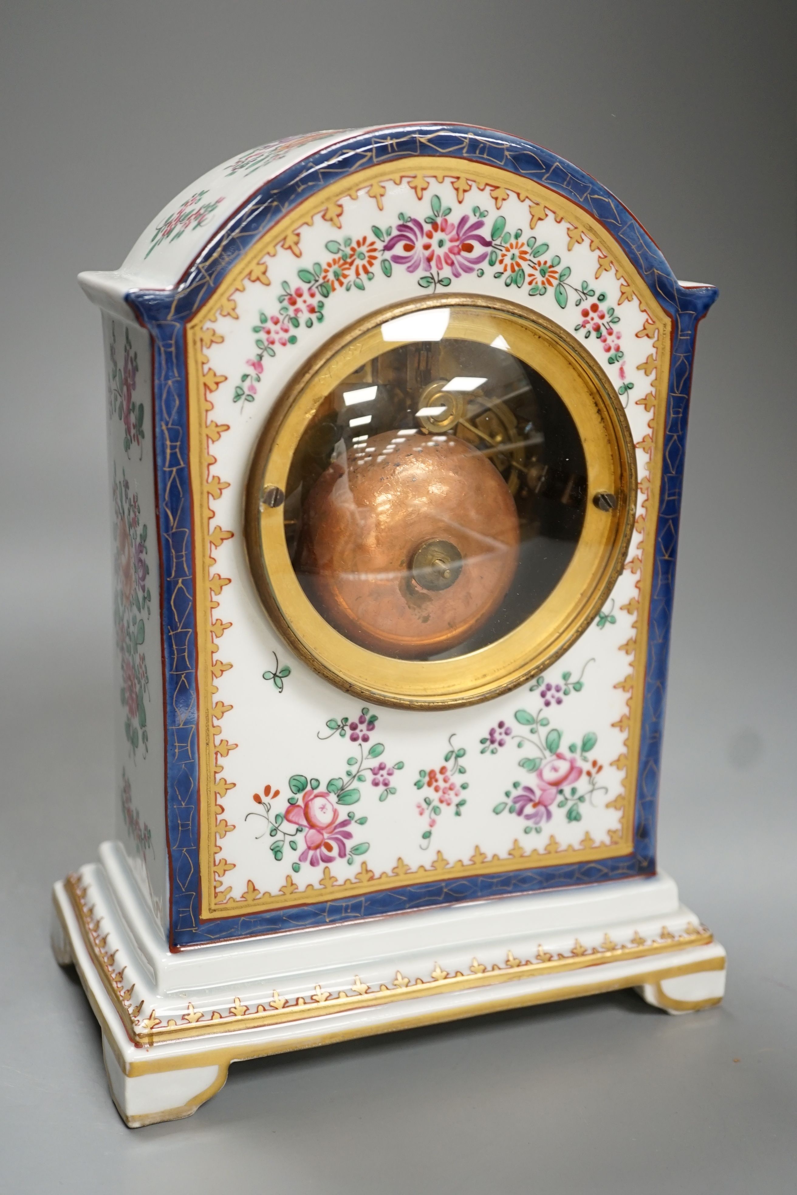 A Samson of Paris porcelain mantle clock, in Chinese export style - 23cm high